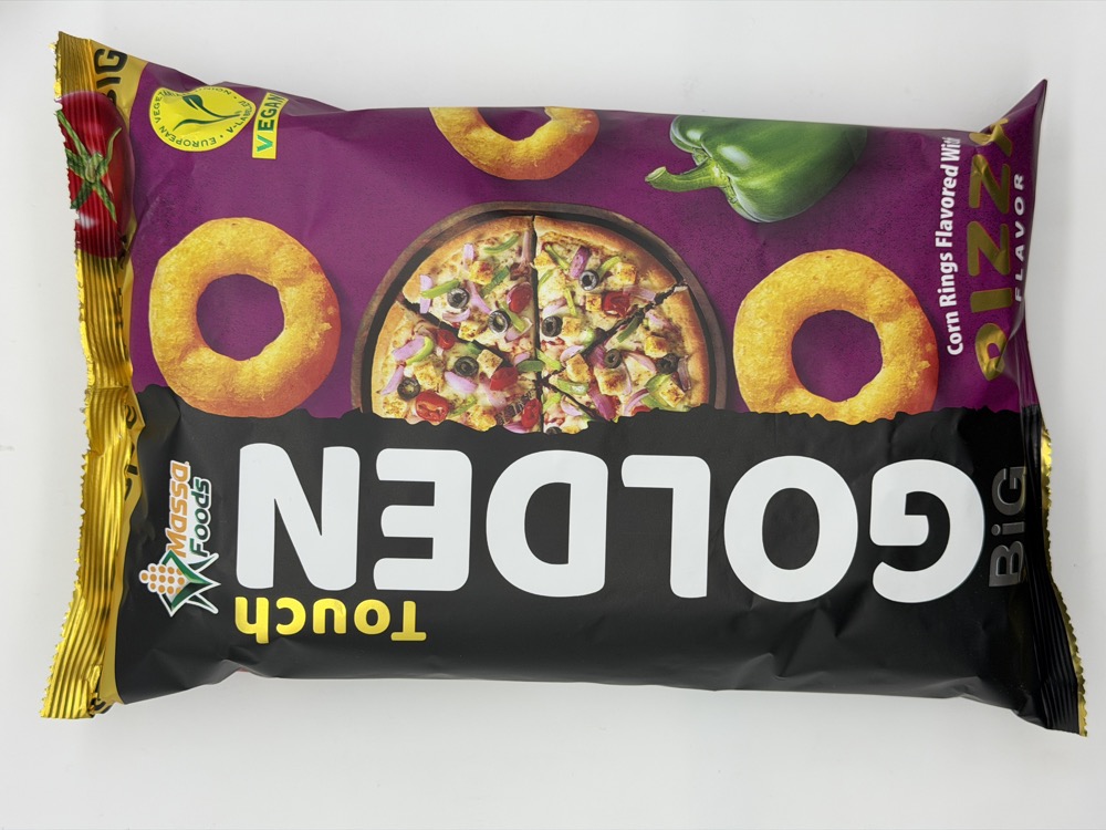 Golden Touch pizza flavour corn rings pack